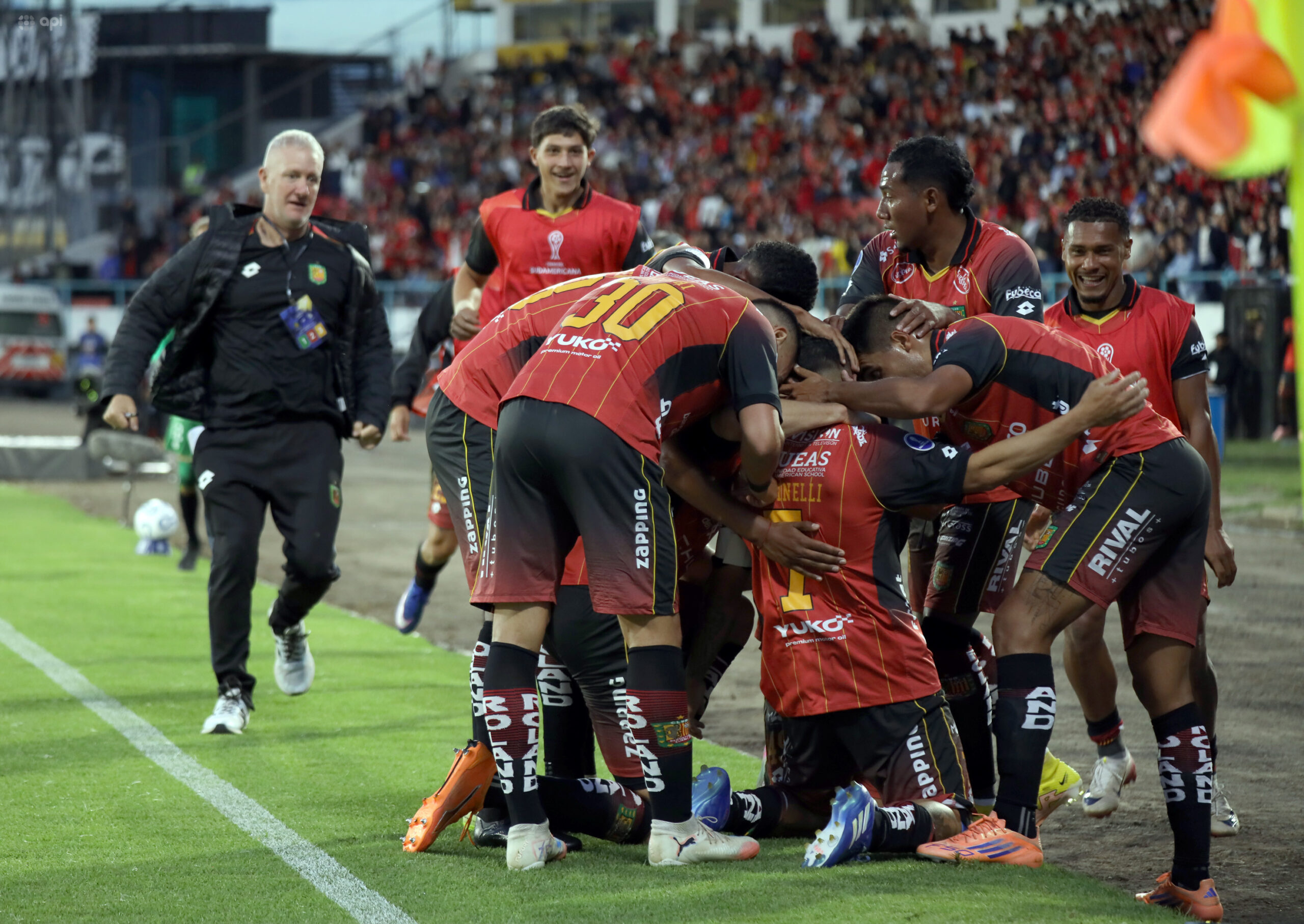 Deportivo Cuenca debutó con victoria frente a Santos en la Sudamericana