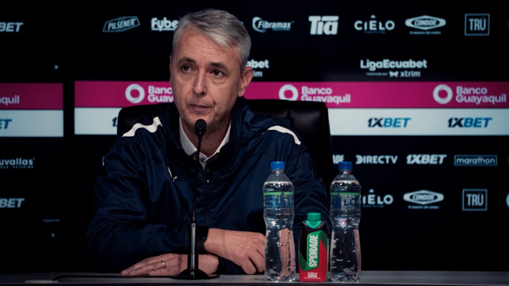 Tiago Nunes: “Son pocos los partidos en los que encontramos rivales de turno en condiciones parejas”