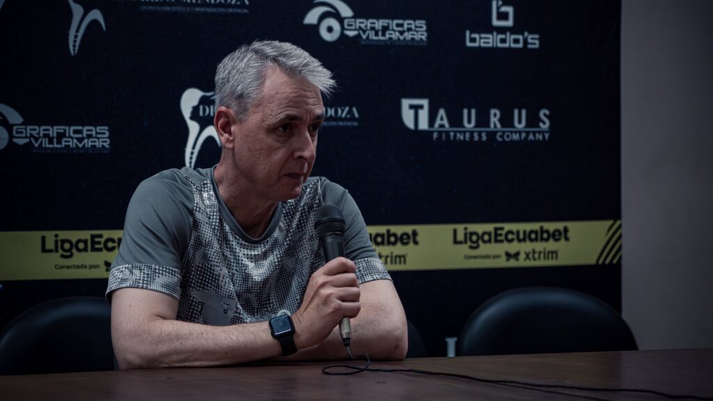 Tiago Nunes: “El momento en que yo sienta que el equipo no responde, seré el primero en irme”