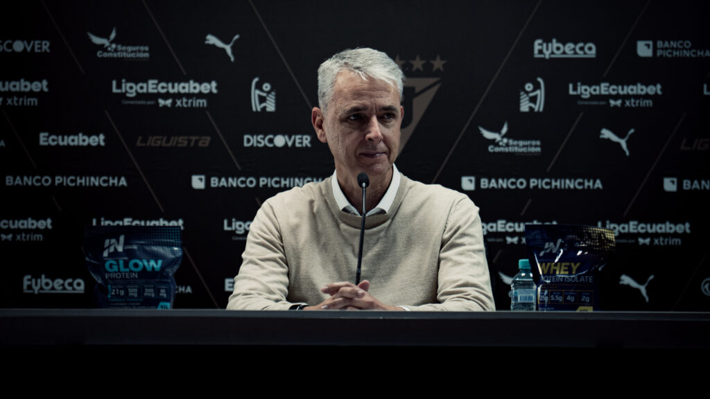 Tiago Nunes: “El equipo entró en desesperación e intento jugar al ritmo de la gente”