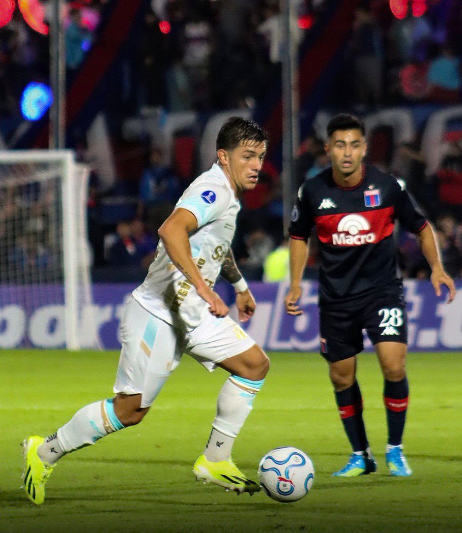 Macará golpea en Argentina y derrota a Tigre