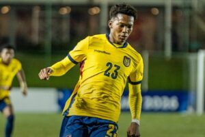 Newcastle United oficializa el fichaje de Johan Martínez