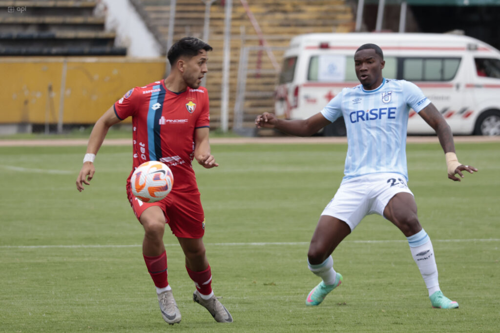Universidad Católica inicia su camino en la Copa Ecuador ante El Nacional