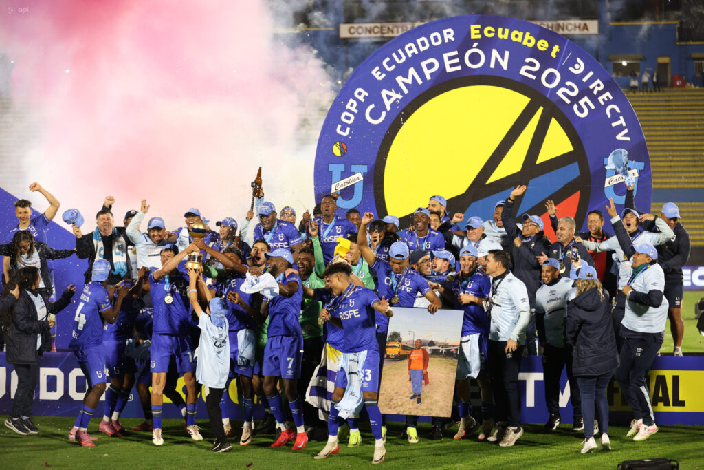 Universidad Católica celebra 63 años de historia y crecimiento en el fútbol ecuatoriano