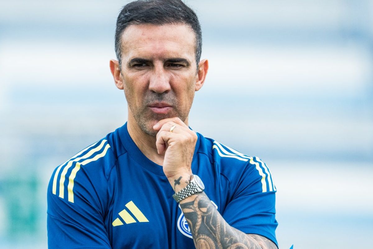 Vicente Sánchez dejaría de ser entrenador de Emelec