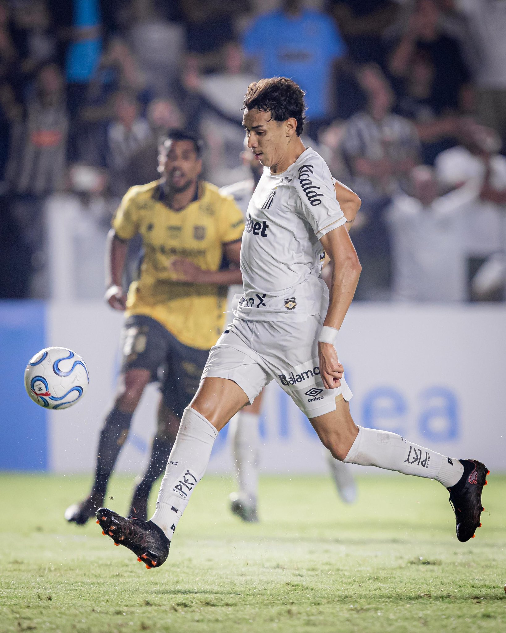 Derrota morlaca en Vila Belmiro y eliminados de la copa