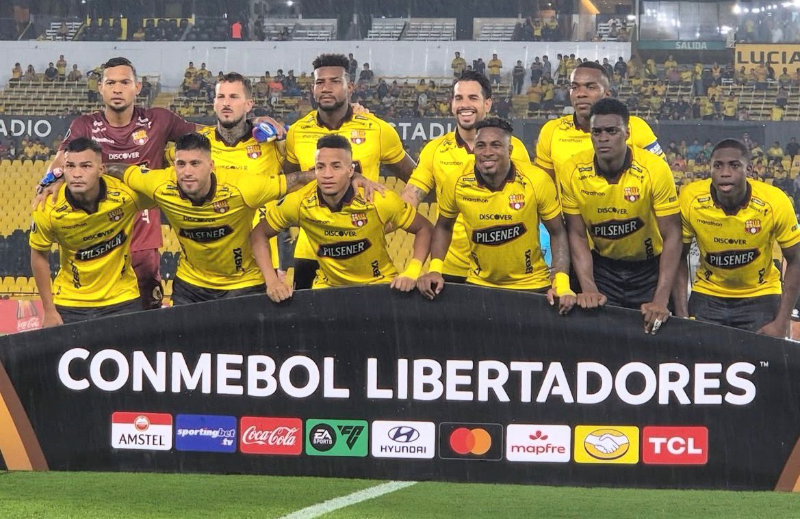 Barcelona ya está en Chile para enfrentar a Universidad Católica