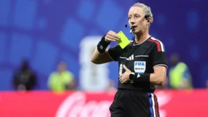 Tori Penso: ¿quién es la árbitra que dirigirá el Ecuador vs. Alemania?