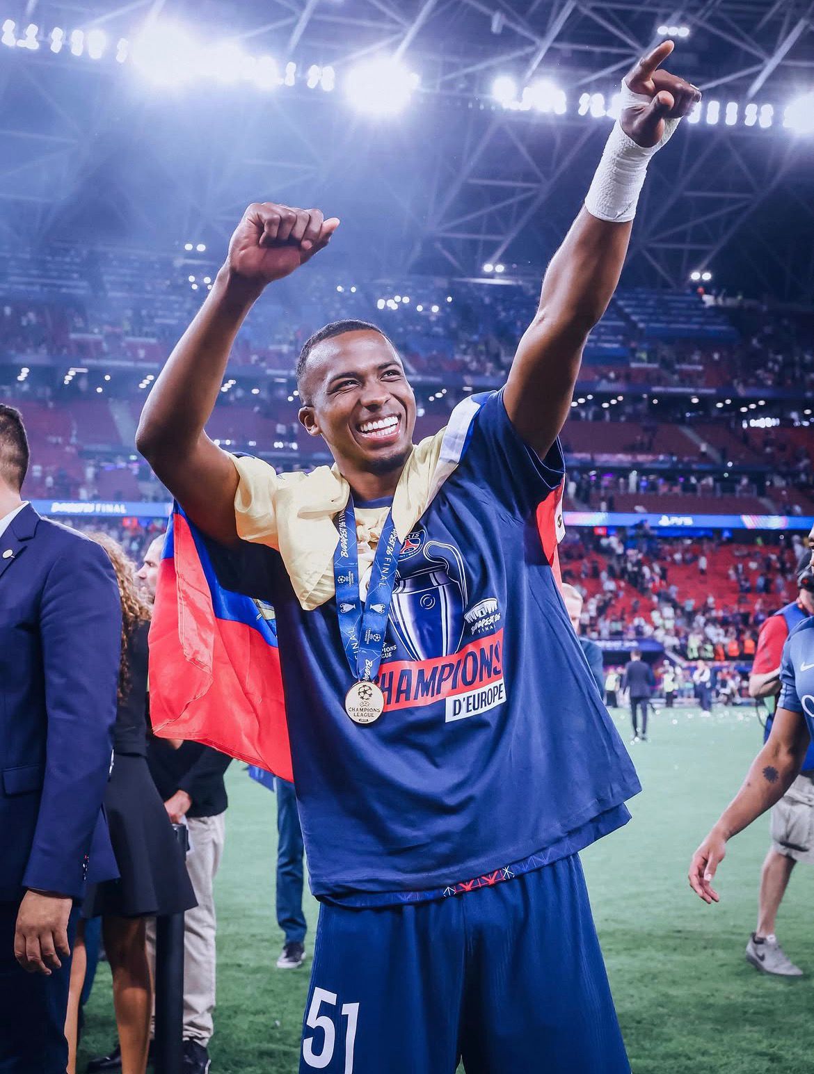 Willian Pacho: 9 títulos y su gran momento en París