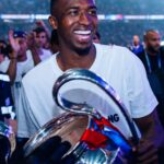 Willian Pacho recibe un homenaje en París: una calle fue rebautizada con su apellido tras el título del PSG
