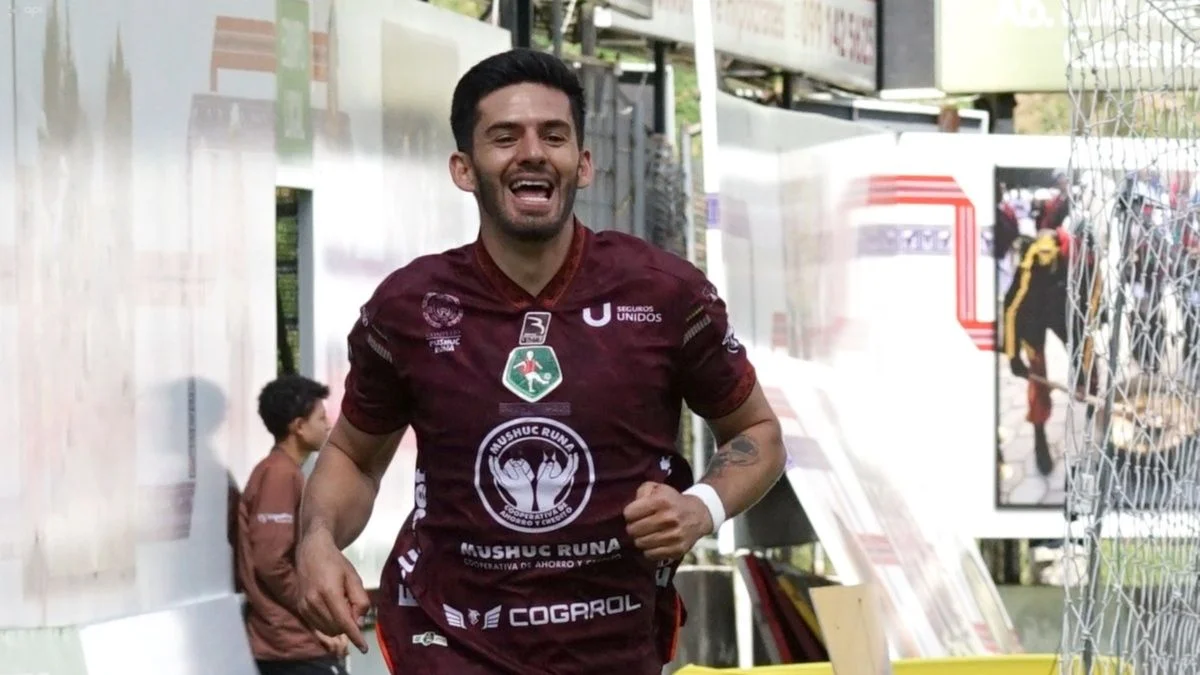 Ronie Carrillo es nuevo refuerzo de Emelec