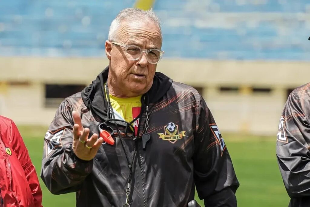 Célico: “Agarrar un equipo que viene bien es complicado”